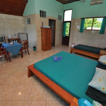 Tulamben Wreck Divers Resort & Restaurant Εξωτερικό φωτογραφία